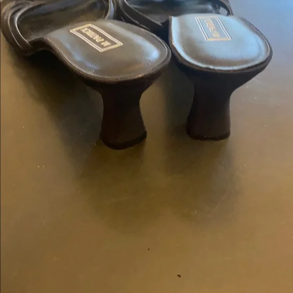 2 for $13 Kitten heeled sandals 8 black - Picture 3 of 8